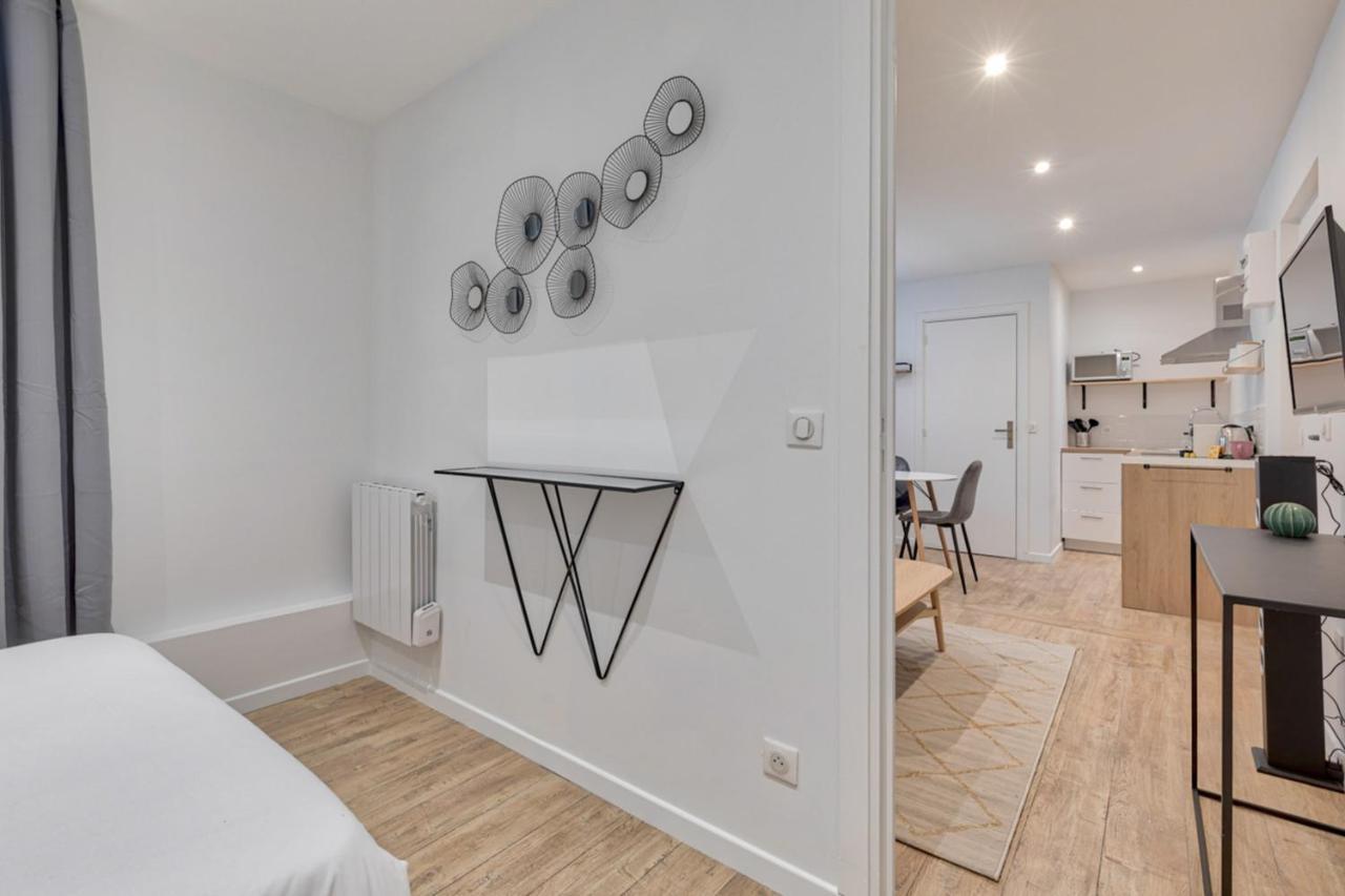 - Buttes Chaumont Botzaris Apartment Paris