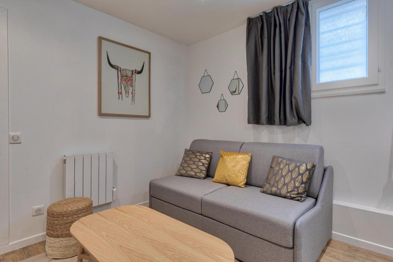 - Buttes Chaumont Botzaris Apartment Paris